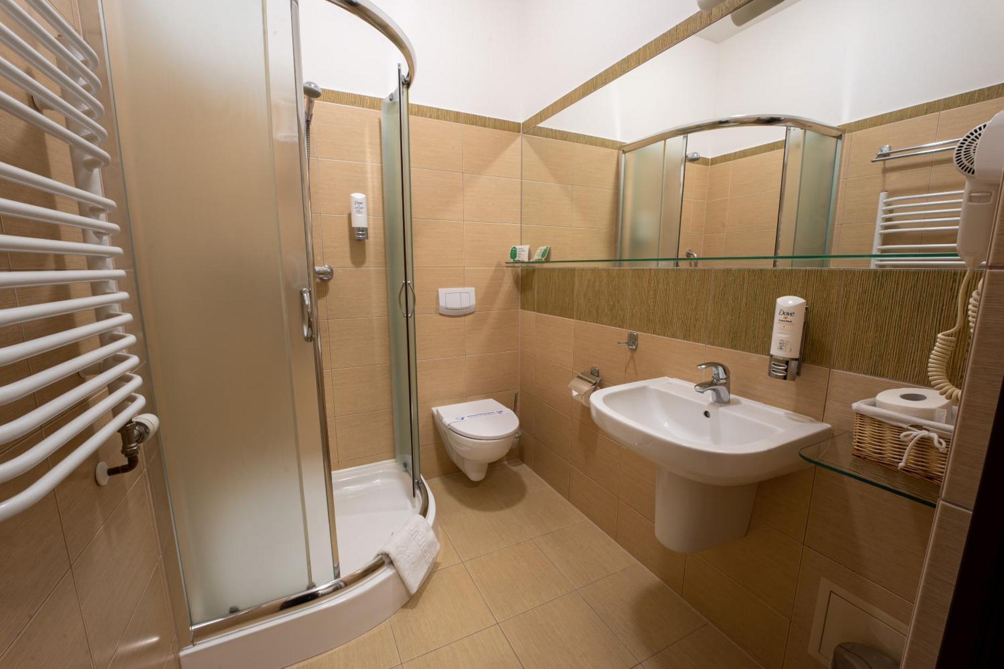 Hotel Szelców Lesko Zewnętrze zdjęcie